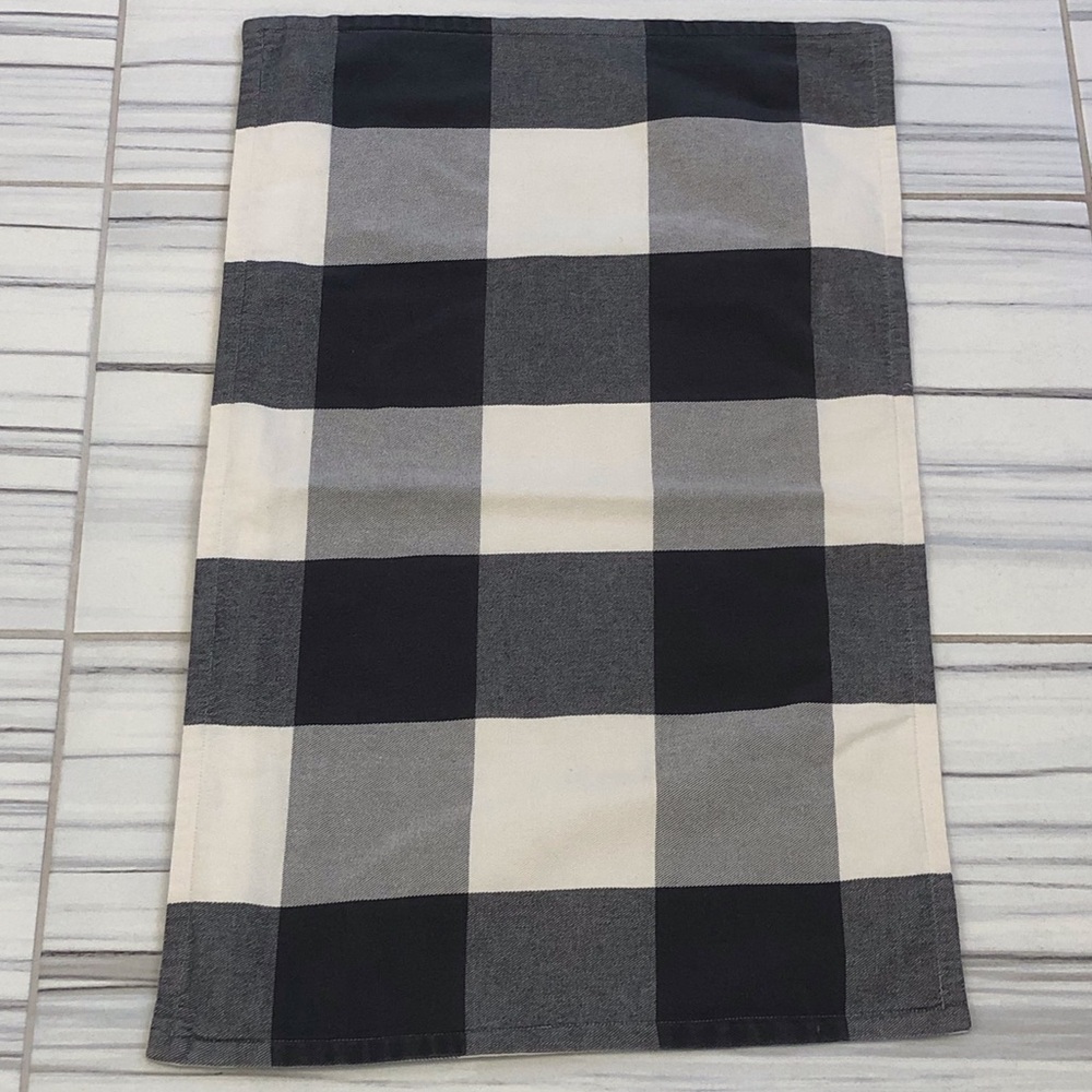 Pottery Barn Charcoal Gray White Buffalo Check Plaid Lumbar Pillow Cover 16X26